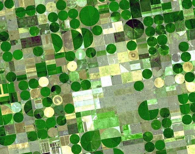 Circle-Irrigation-Image-USGS